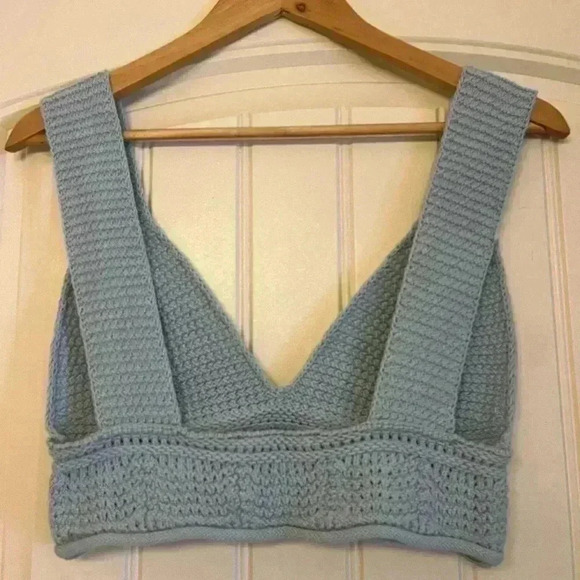 ZARA Bloggers favorite Blue Textured Knit Cropped Bra Bralette Crochet medium - Picture 5 of 6
